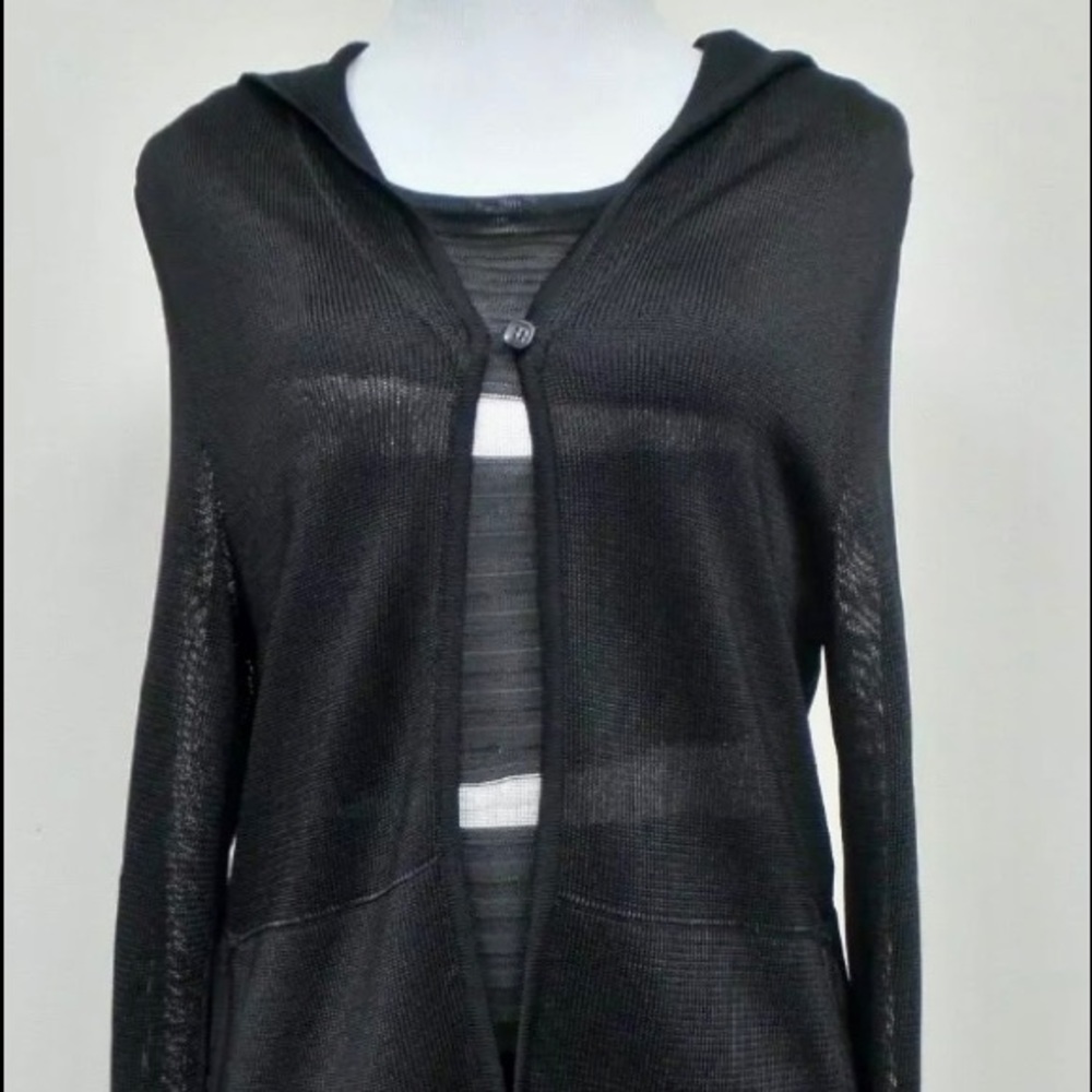 Rodika Zanian black long top and sleeveless tank